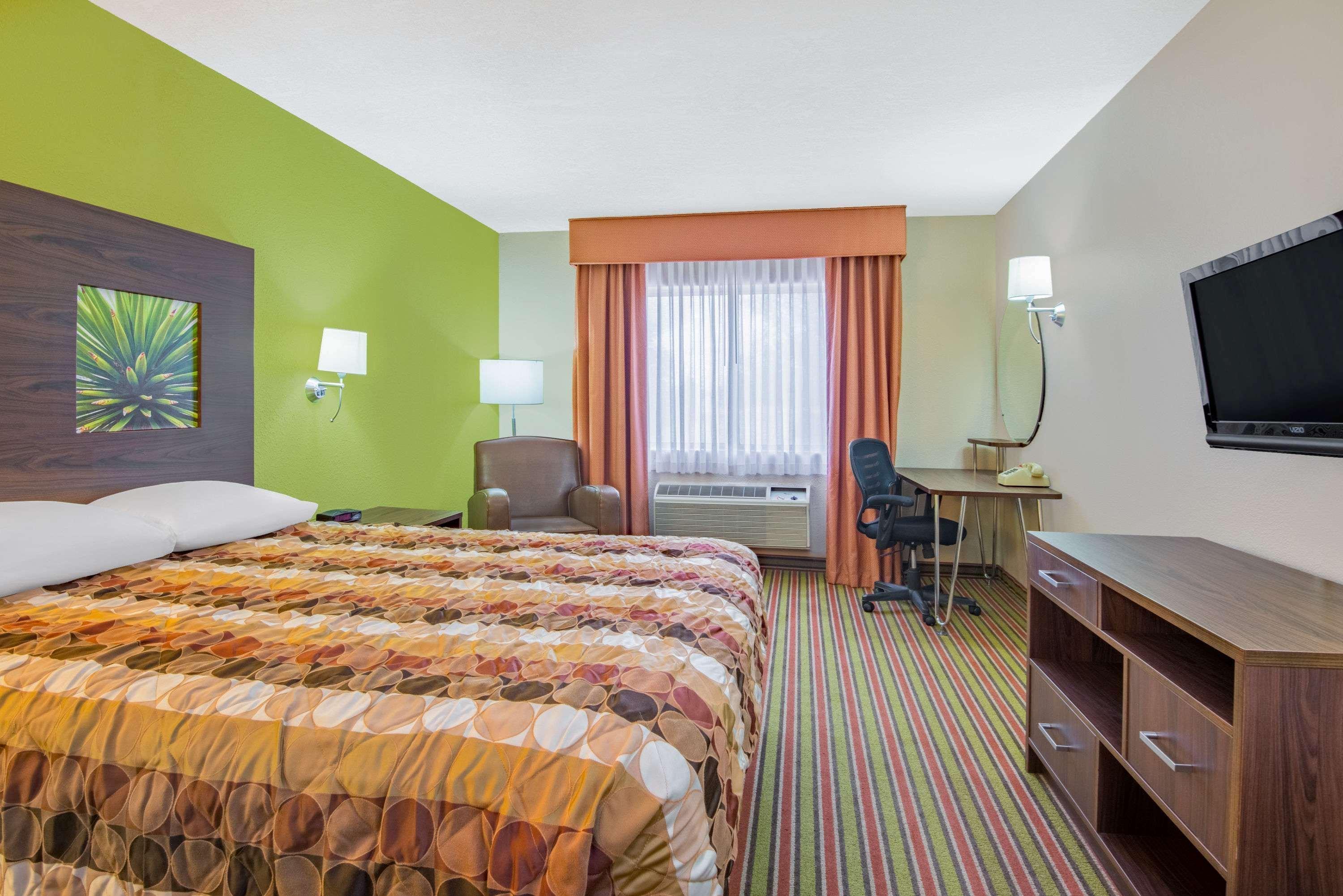 Super 8 By Wyndham Portales Μοτέλ Εξωτερικό φωτογραφία